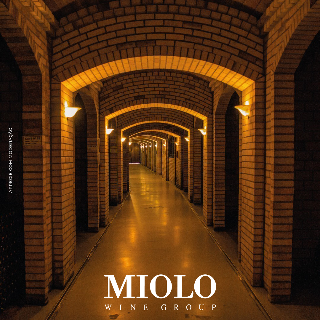 História da Indústria Miolo e drinks