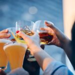 Descubra a excelência em bebidas em Curitiba na Adega Muf's, a principal distribuidora da cidade. Variedade incomparável, qualidade superior e atendimento personalizado. Entrega conveniente em toda Curitiba.